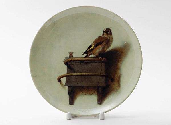 Decorative plate Carel Fabritius Goldfinch