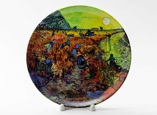 Декоративная тарелка Винсент Ван Гог Красные виноградники в Арле