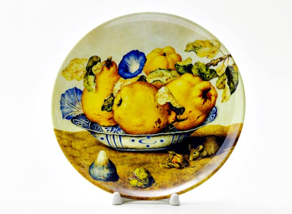 Decorative plate Giovanna Garzoni Ceramic bowl with quince, bindweed, figs, nuts and mouse