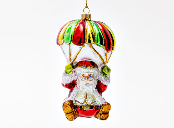 Елочная игрушка Дед Мороз на парашюте