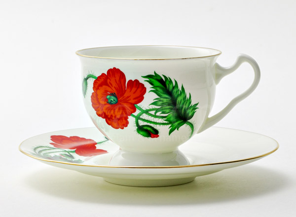 Cup and saucer tea Cardinal Isadora
