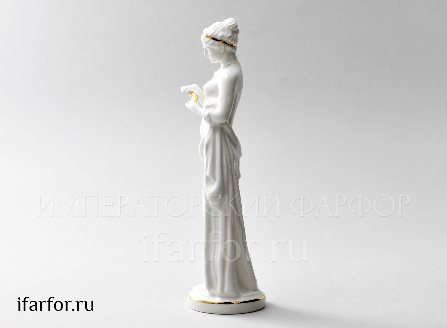 Скульптура «Венера с бабочкой» Форма: Венера с бабочкой. Фарфор. 75 x 275 мм.