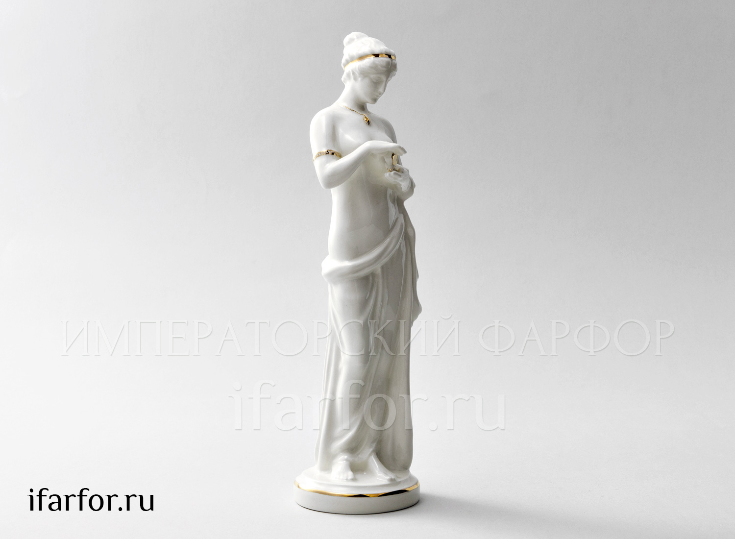 Скульптура «Венера с бабочкой» Форма: Венера с бабочкой. Фарфор. 75 x 275 мм.