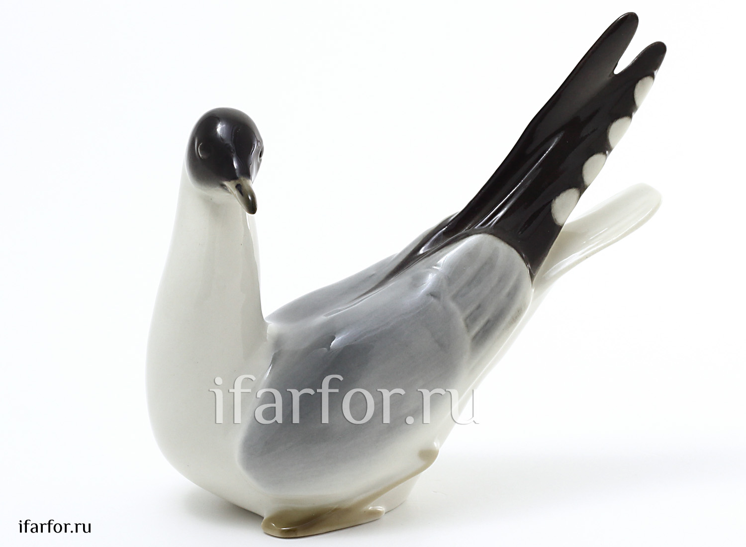 Скульптура «Чайка»