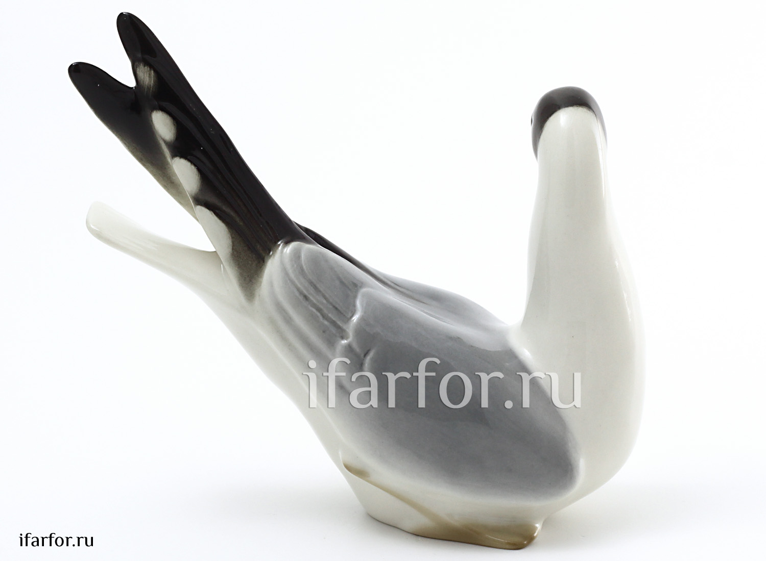 Скульптура «Чайка»