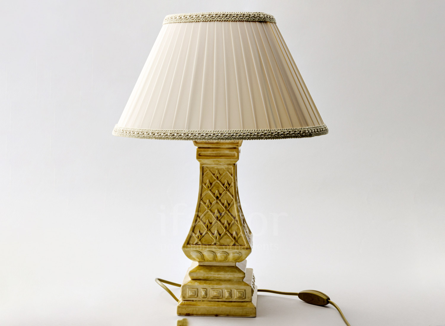 Лампа настольная «Орнаментальная»