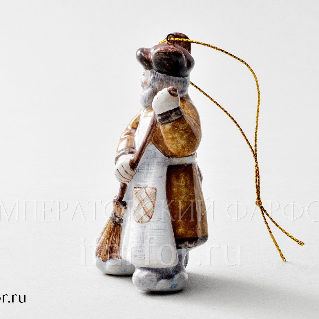 Елочная игрушка «Дворник» Форма: Дворник. Майолика. 55 x 90 мм.