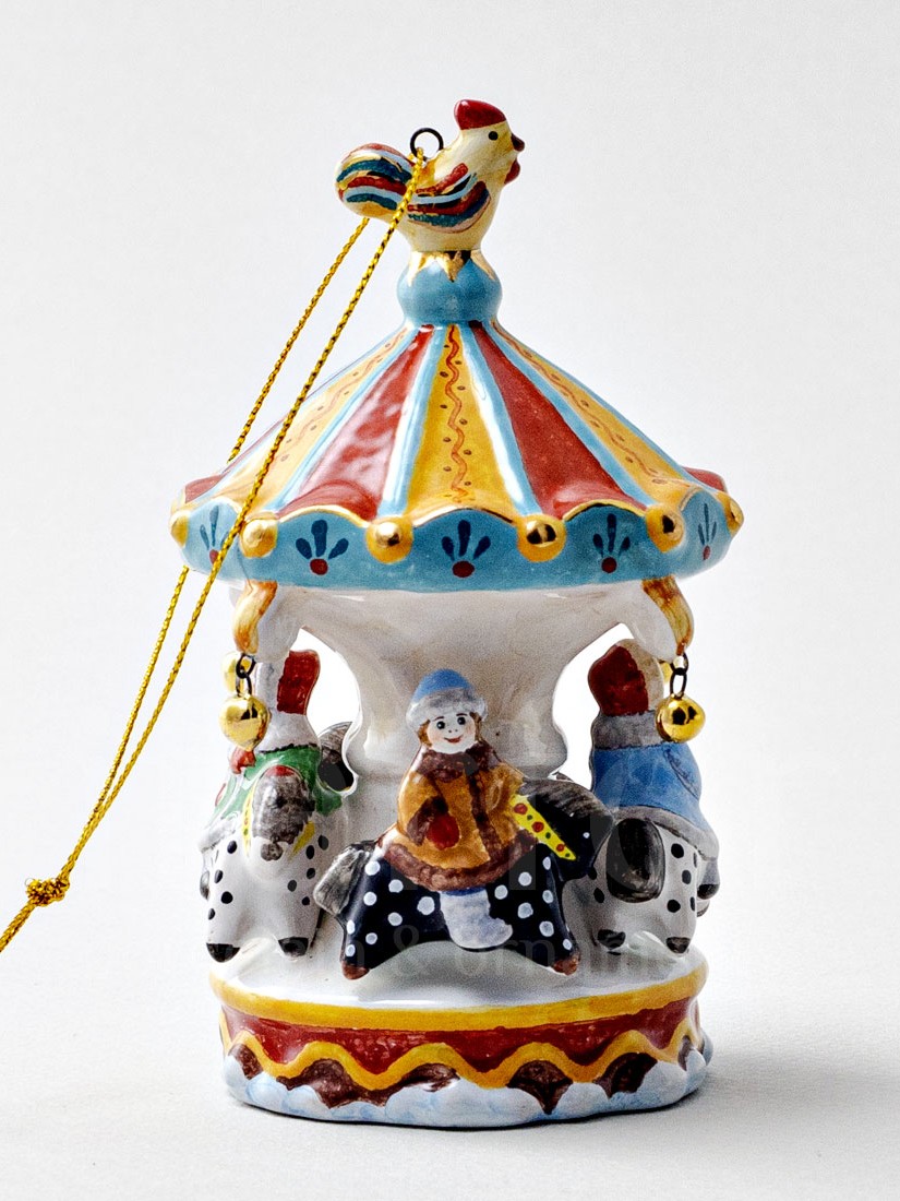 Елочная игрушка «Карусель» Форма: Карусель. Майолика. 65 x 100 мм.