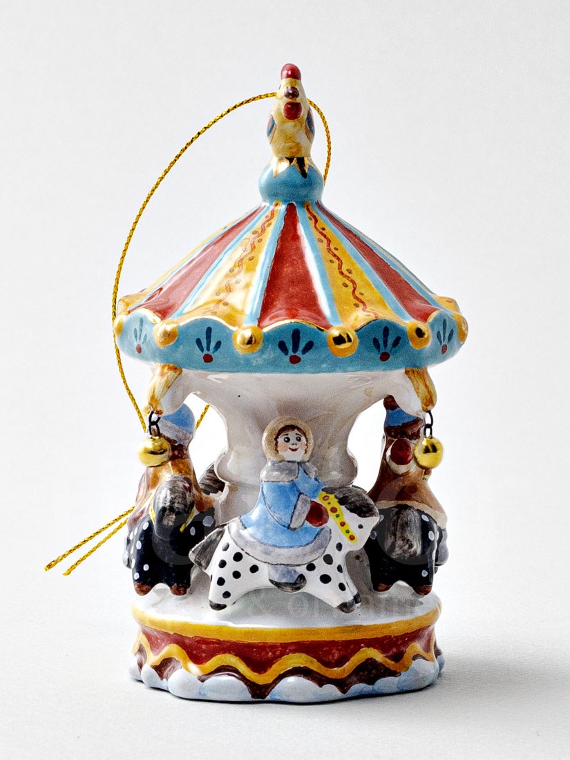 Елочная игрушка «Карусель» Форма: Карусель. Майолика. 65 x 100 мм.