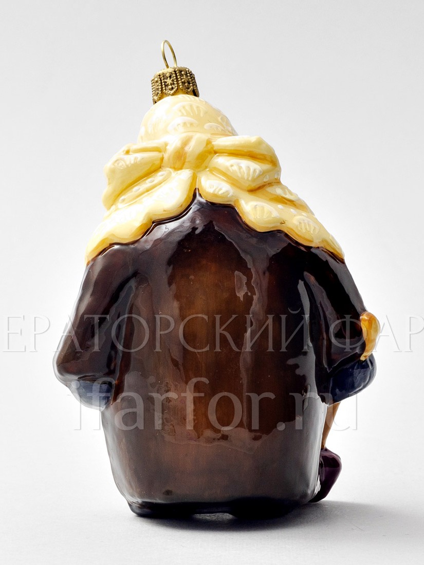 Елочная игрушка «Девочка с лопаткой» Стекло. 75 x 120 мм.