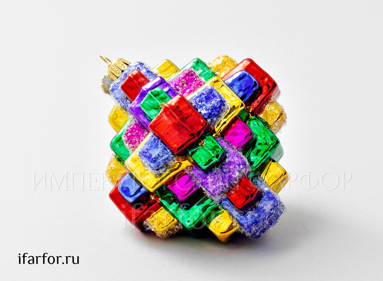 Елочная игрушка в подарочной коробке 210х130мм «Космические кубы»