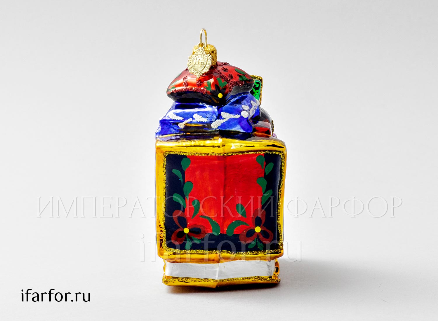 Елочная игрушка в подарочной коробке 210х130мм «Сани с подарками и подушками»