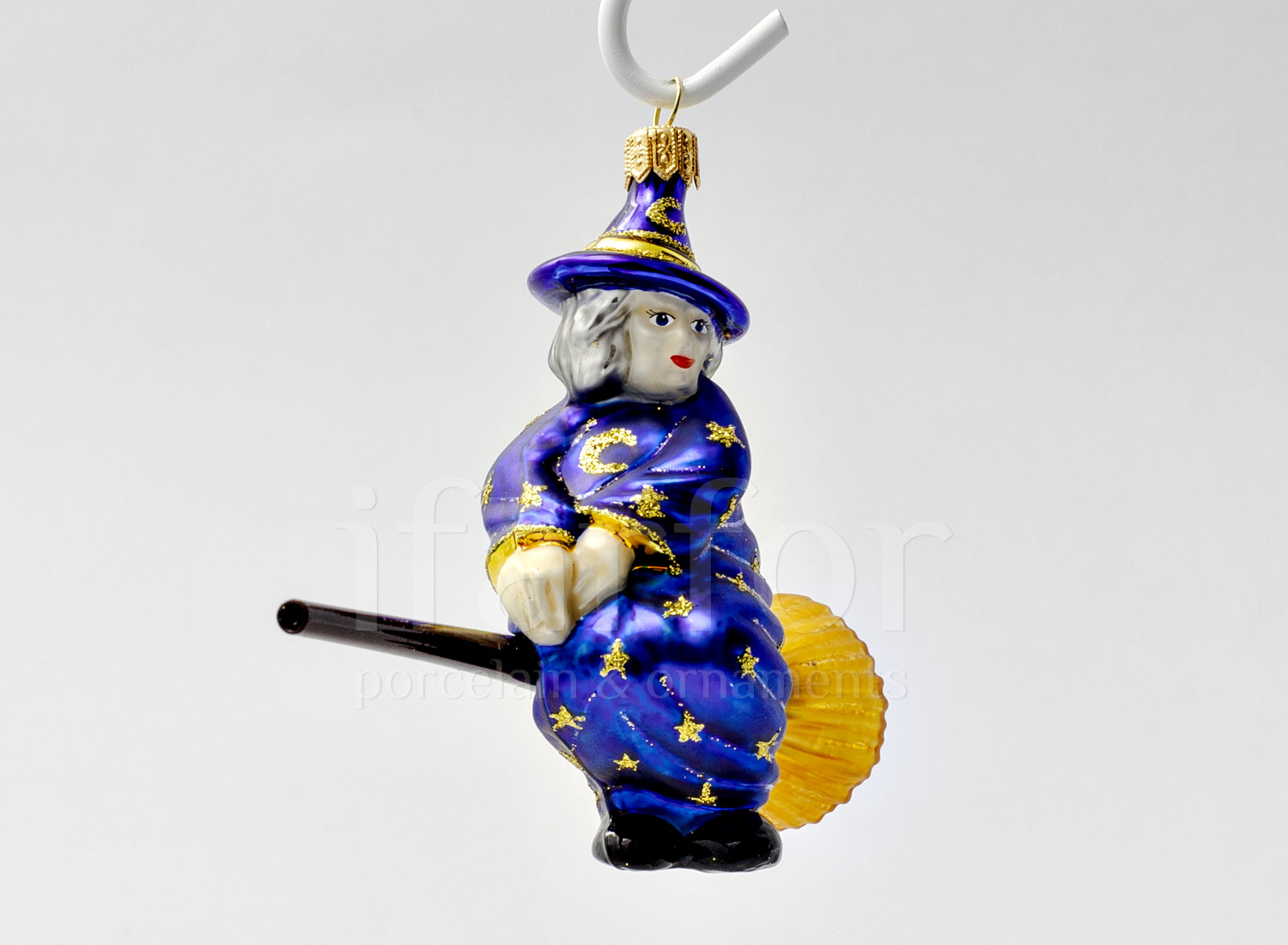 Елочная игрушка «Ведьма на метле (в синем)»