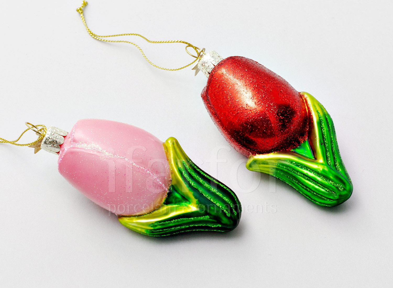 Набор елочных игрушек в подарочной коробке «Набор из 2-х стекляных тюльпанов»