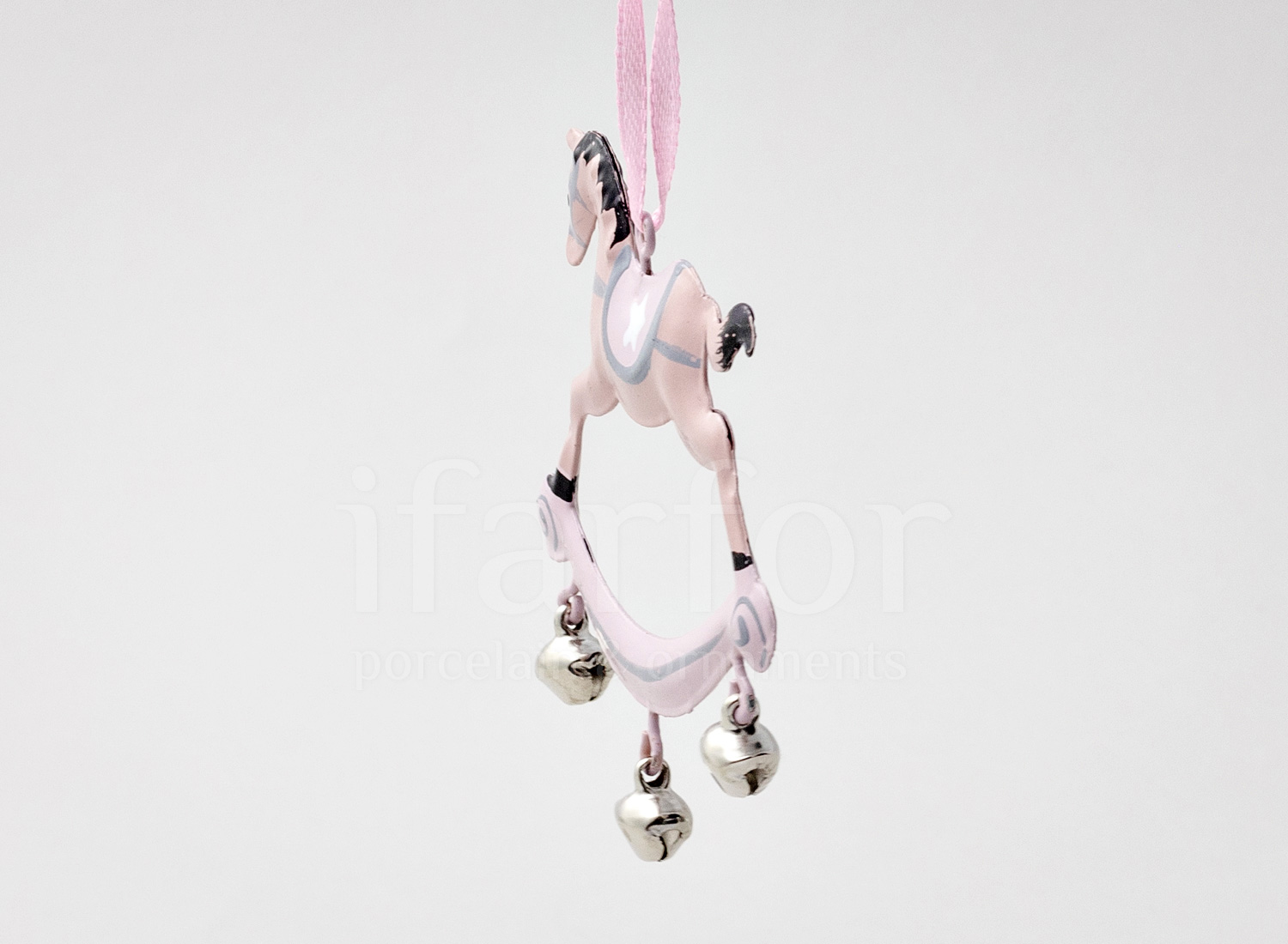 Елочная игрушка «Лошадка-качалка с колокольчиками (звездочка)»