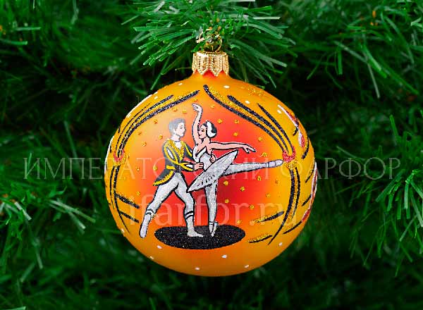Christmas tree toy Christmas ball Ballet.