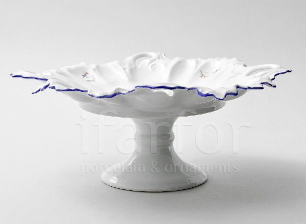 Curly dish footed Crown Geese Crown