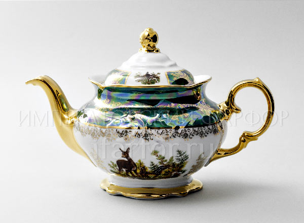 Teapot brewing Hunting Green Frederick