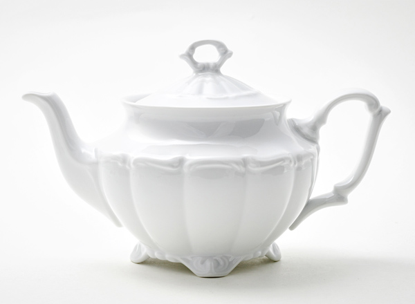 Teapot brewing Maria Teresa Repast