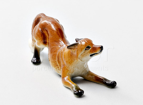 Sculpture The cheating fox