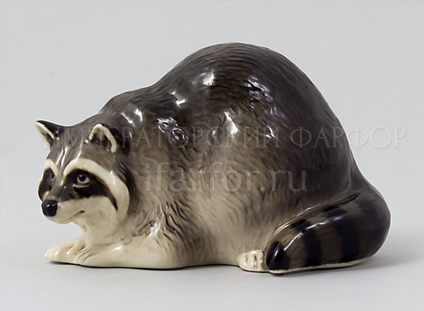 Sculpture Racoon