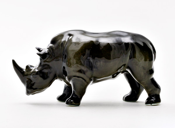 Скульптура Носорог с черным рогом