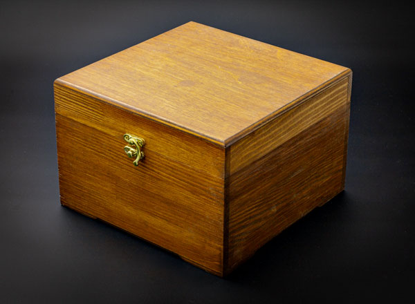 Gift box Gift box. Nut 1 Casket