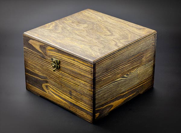 Gift box Gift box. Dark oak Casket