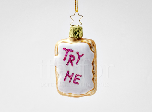 Christmas tree toy Alice in Wonderland. Biscuits TRY ME