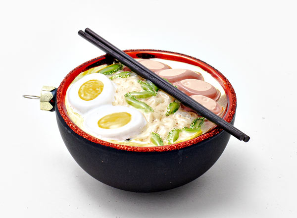 Елочная игрушка Суп Ramen