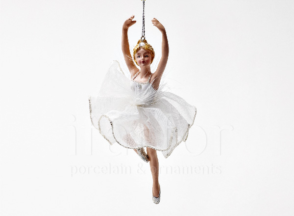 Елочная игрушка Балерина в серебристо-белом платье 1