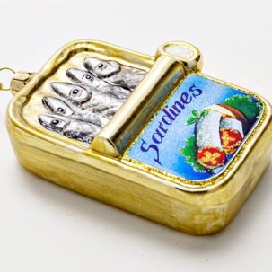Елочная игрушка Консервированные сардины 70 x 110 мм.