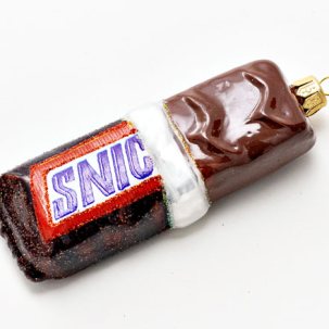 Елочная игрушка Шоколадный батончик Snickers