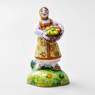 Скульптура Девушка с корзинкой Феня