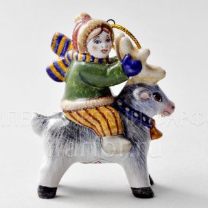 Елочная игрушка Мальчик с шарфиком на олене