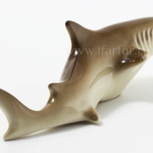 Скульптура Акула большая Серая