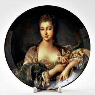 Декоративная тарелка Портрет Маркизы Помпадур с жемчужной заколкой