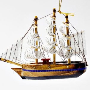 Елочная игрушка Парусник 135 x 103 мм.