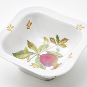 Салатник 1 порц. квадр. Гранаты Молодежная