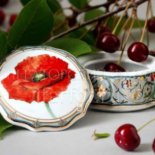 Шкатулка малая Цветы и ягоды России. Мак восточный Круглая