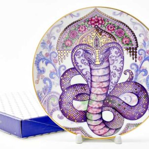 Тарелка декоративная в подарочной коробке Царевна Эллипс средняя