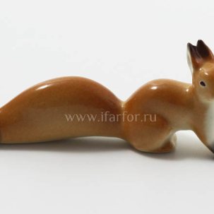Скульптура Белочка северная