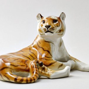 Скульптура Тигр б.р. Цезарь