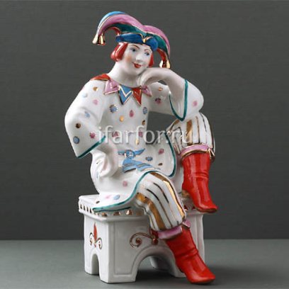 Скульптура «Скоморох задумчивый»