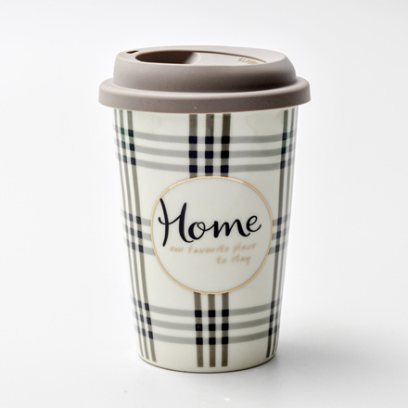 Термокружка «Home our favorite place to stay (бежевая)» 1/2 Форма: Royal Classics. Фарфор, силиконовая крышка. 127 мм.