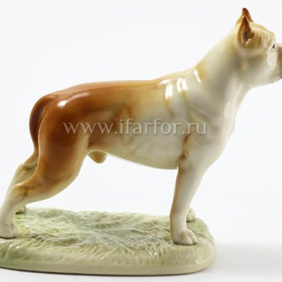 Скульптура «Стаффорд с подставкой»