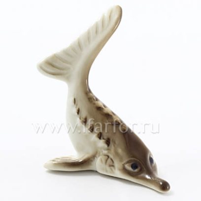 Скульптура Бестер с поднятым хвостом