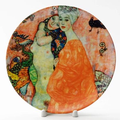 Декоративная тарелка Подруги