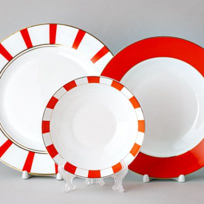 Набор столовый Алиса красный 6/18 Прима