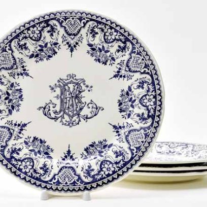 Набор тарелок столовый «MONOGRAMME DEPAREILLEES BLEU» Форма: GIEN Шампань. Фаянс. 273 мм.